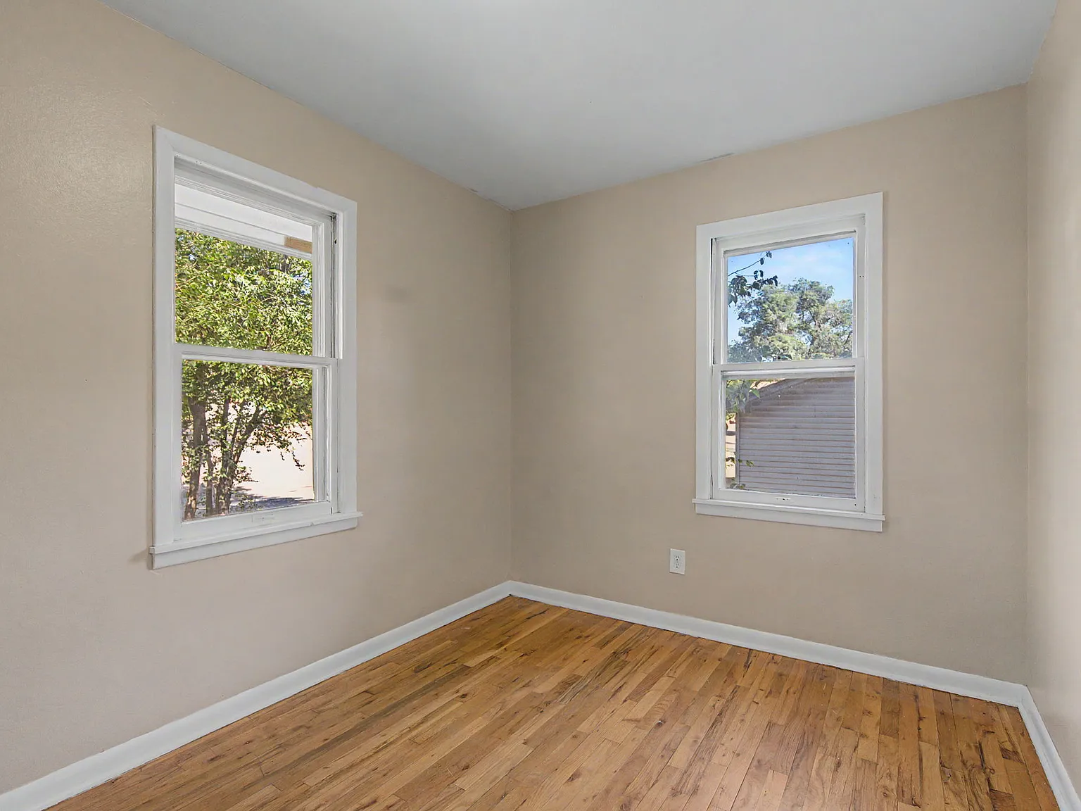 2 bed, 950 sqft, $1,395 — Photo 3