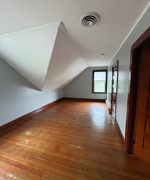 967-969 Robeson St #3 — Photo 7