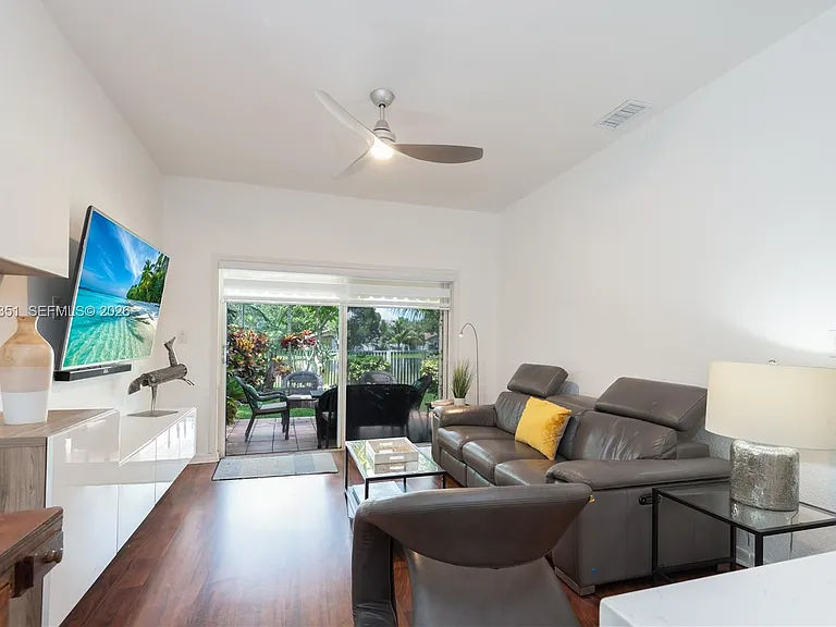 4123 Sapphire Bnd — Photo 39