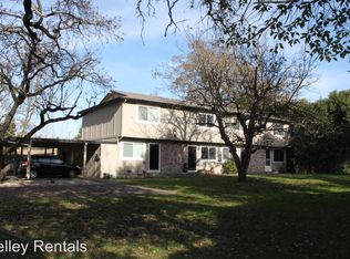 100 Lark Center Dr, Santa Rosa, CA 95403