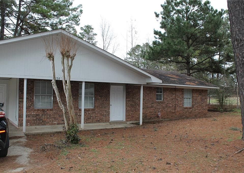 1st image of 134 Mary Dr