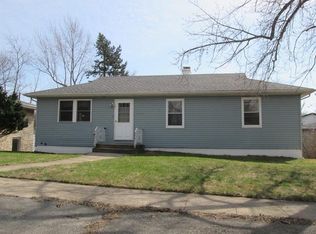 8247 Maple St, Gary, IN 46403