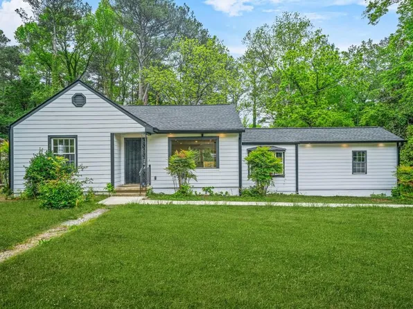 1712 Venetian Dr SW, Atlanta, GA 30311