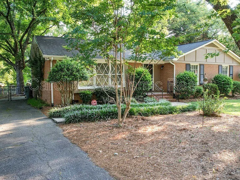 6700 Castlegate Dr — Photo 63