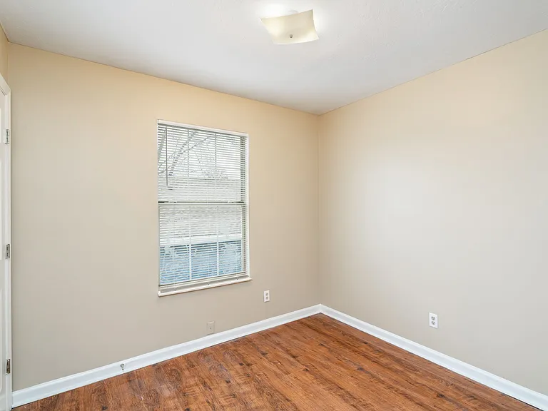 422 Cedar Ave #A — Photo 14