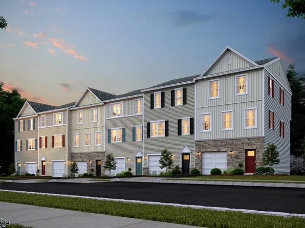 5 Fernandez Ln, Wharton Boro, NJ 07885