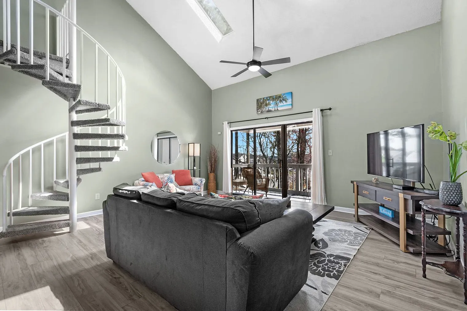 2 bed, 2.0 bath, 1194 sqft, $3,002 — Photo 3