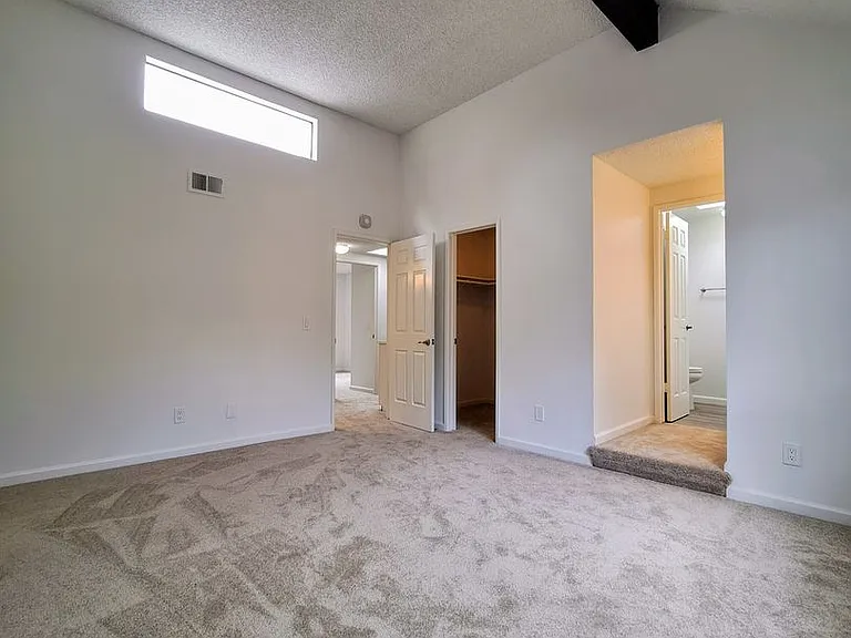 14575 S Bascom Ave — Photo 6