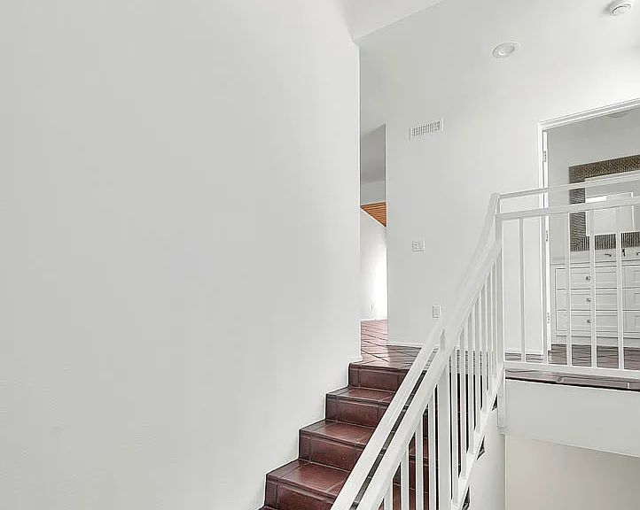 310 Bayview Dr — Photo 23