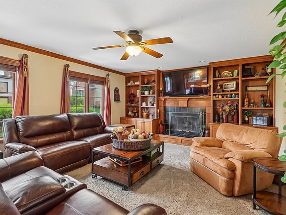 5th image of 1001 Sunset Cir