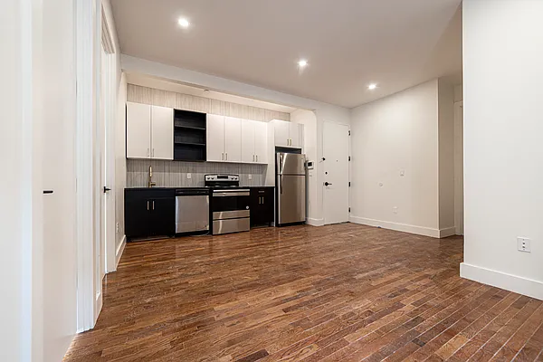 Rented by Brown Harris Stevens | media 7