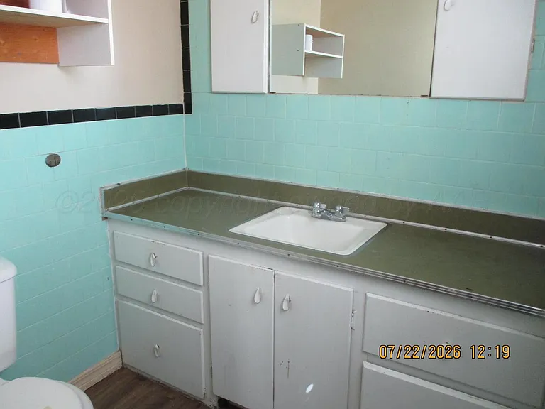 Bathroom 2