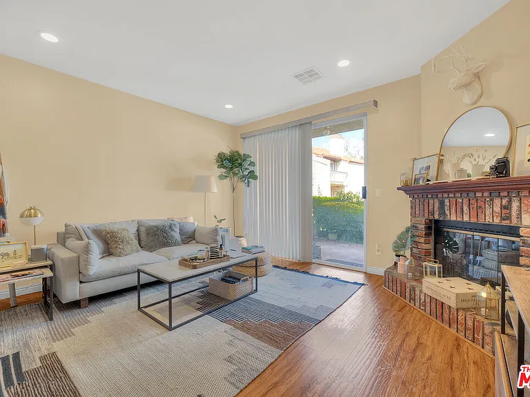 5624 Las Virgenes Rd #19 — Photo 9