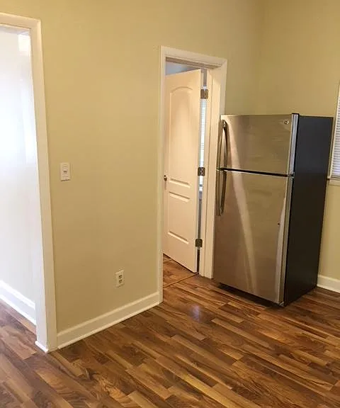 910 N Paulina St #1F — Photo 5
