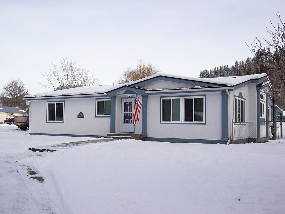 601 Park St, Metaline Falls, WA 99153 Zillow