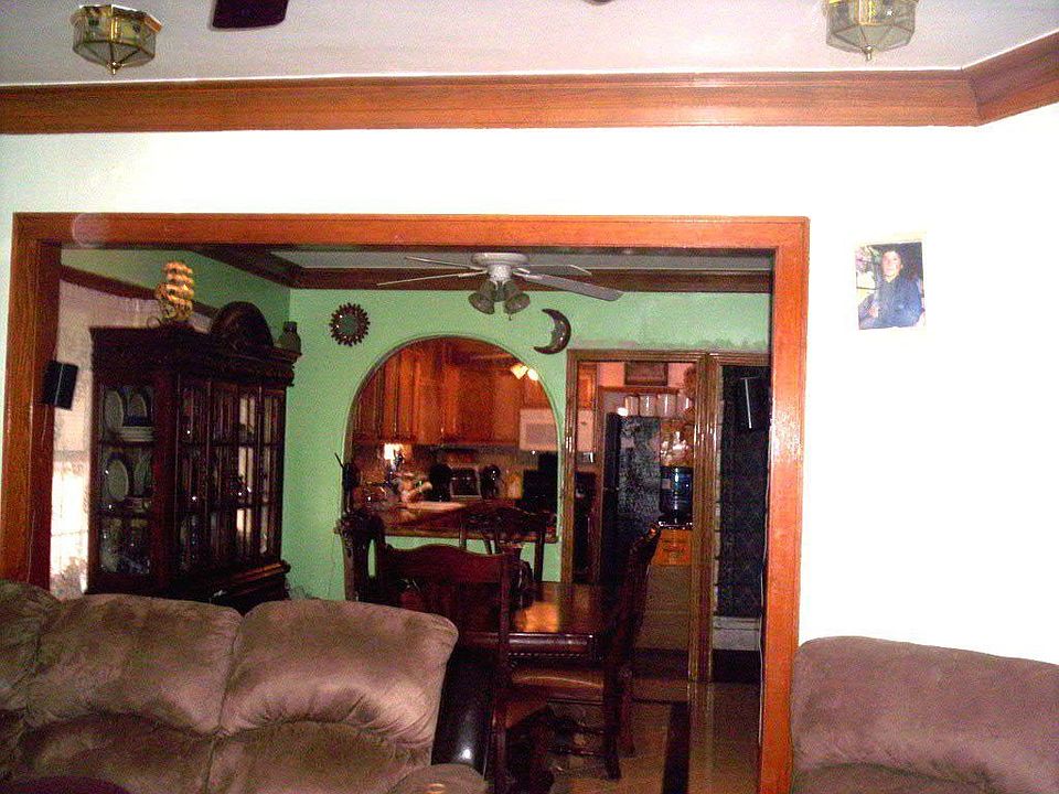 2nd image of 3724 Highland Ave