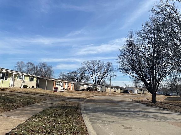 5th image of 680 Crabapple Ln