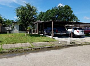 4881 E Ridge Creek Dr, Houston, TX 77053