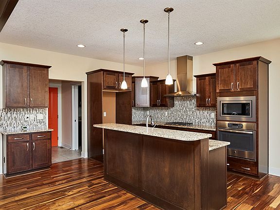 4th image of 2100 NW Prairie Creek Dr