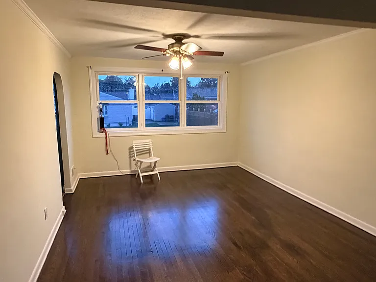 115 Tillman Ln — Photo 6