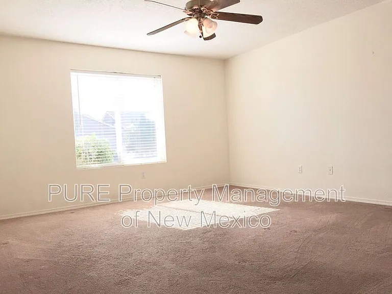 5609 Crown Ridge Rd NW — Photo 10