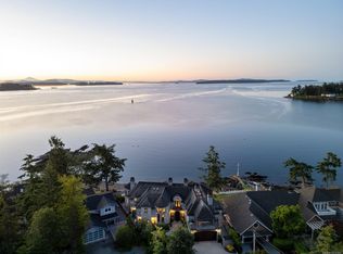 10493 Allbay Rd, Sidney, BC