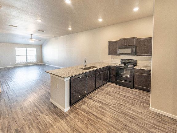 2nd image of 2129 N Texas Ave