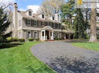 6638 Wenonga Ter, Prairie Village, KS 66208