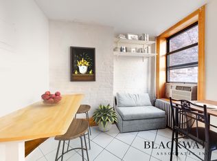 110 Macdougal St #7G, New York, NY 10012