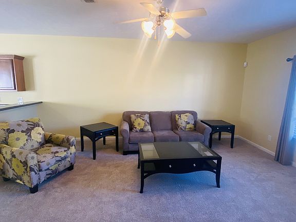 2nd image of 2521 New Holland Cir