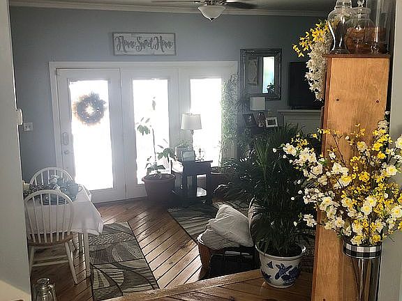 Entry into living area