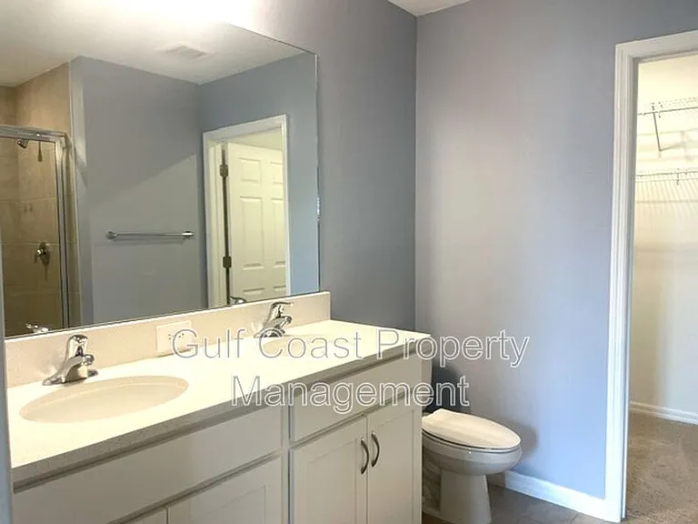 1908 Swivel Ln — Photo 21