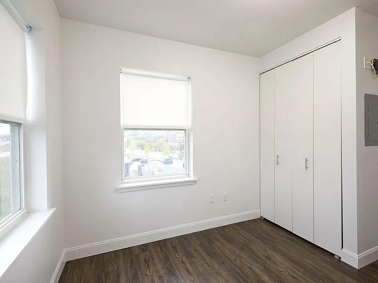 Corner 2-Bedroom