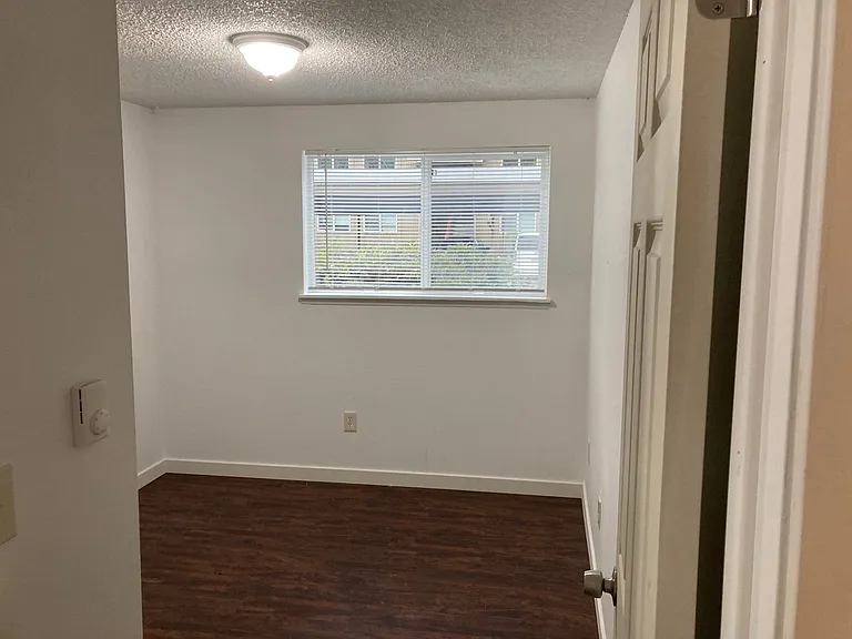 402 Golf Club Rd SE — Photo 11