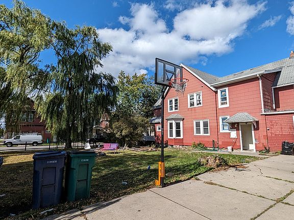 3rd image of 339 East St Unit 1