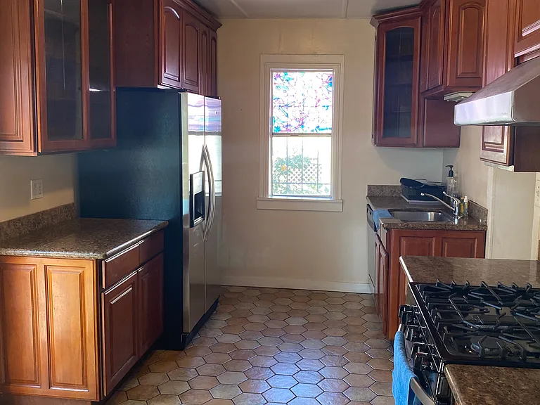 813 Wood St — Photo 4