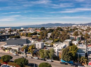 229 Windward Ave, Venice, CA 90291