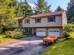 16 Mount Vista Rd, Shelburne, NH 03581