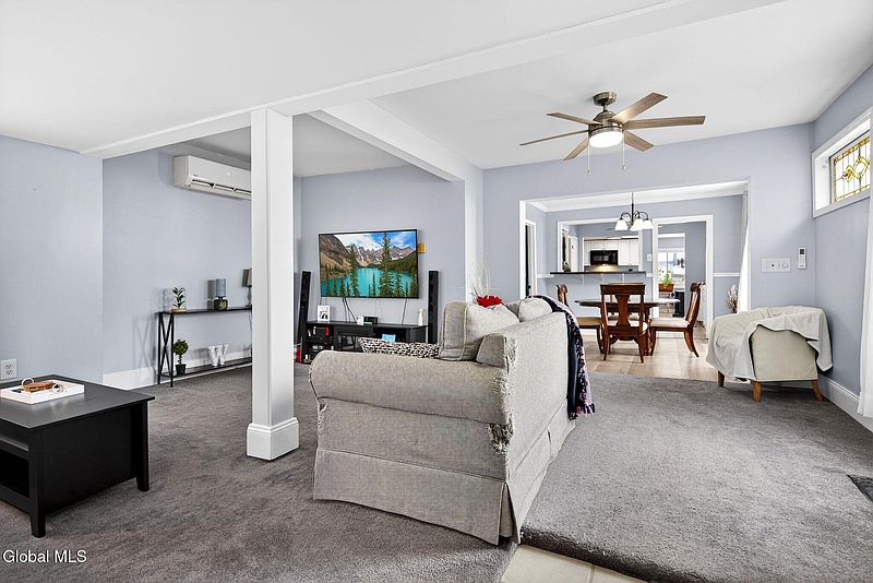 3rd image of 3516 Consaul Road