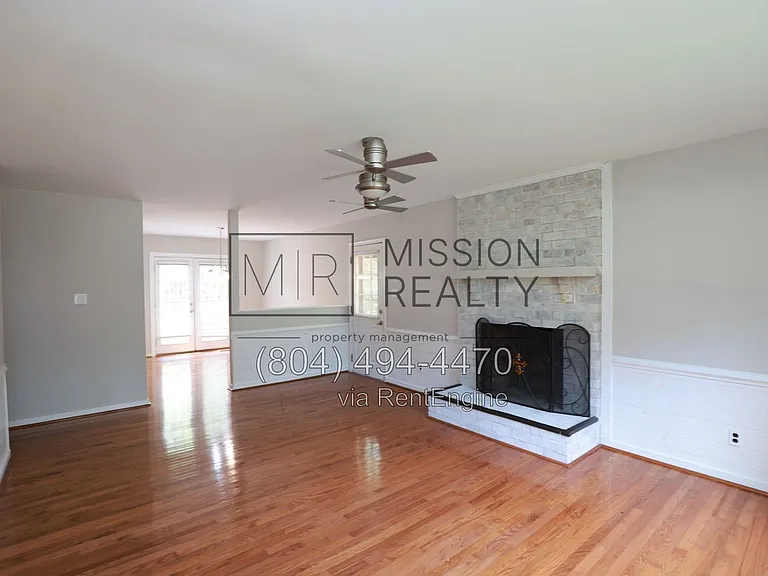 11537 Leiden Ln — Photo 7