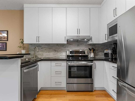3rd image of 1515 N 21st Ave SW