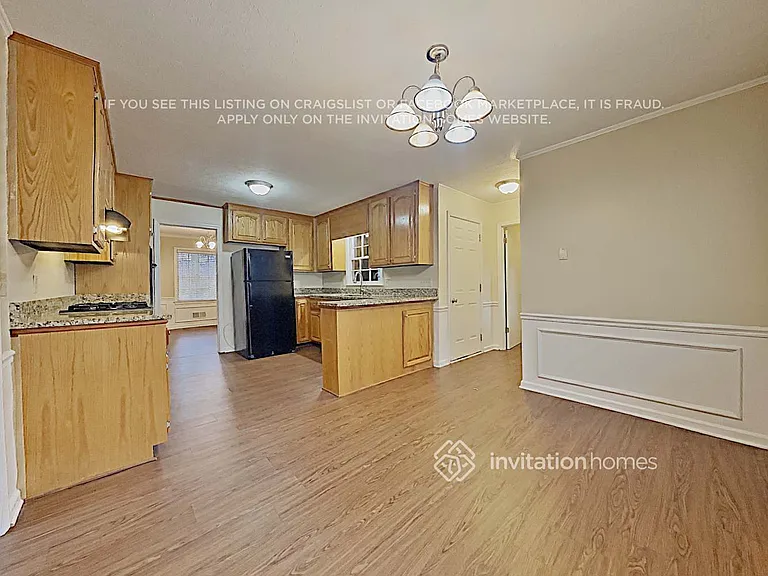 3913 Plantation Dr — Photo 9