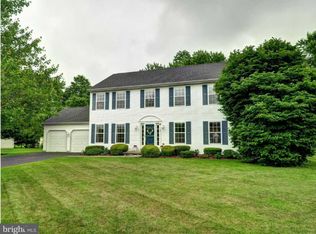 118 Newport Ln, North Wales, PA 19454