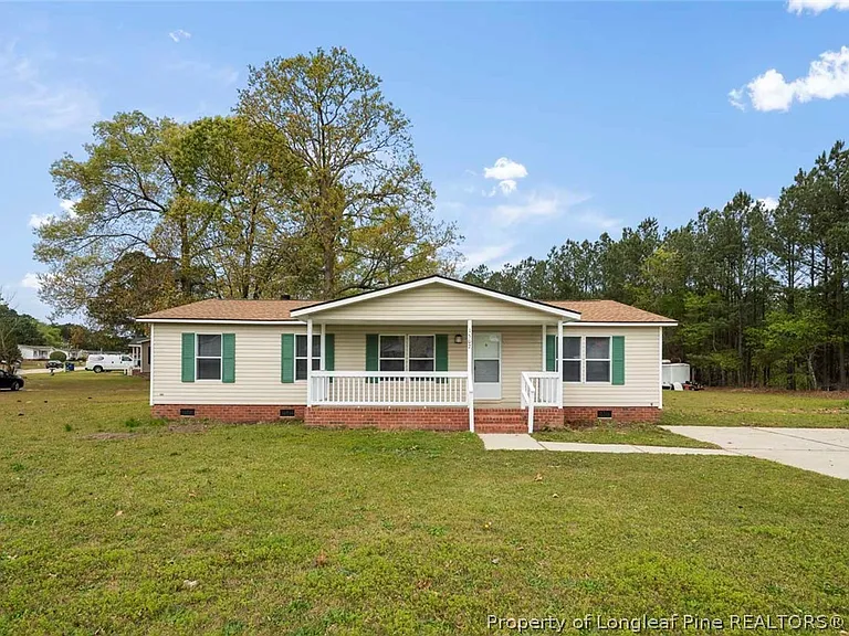1502 Clan Campbell Dr — Photo 1