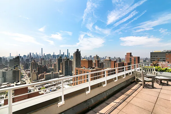 Rented by Compass | media 26