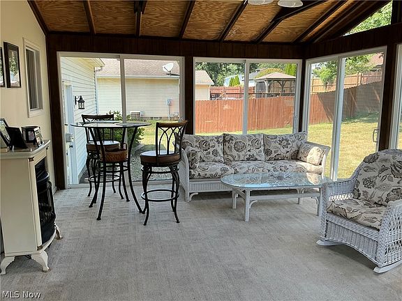 5th image of 13592 Peppertree Ave NW