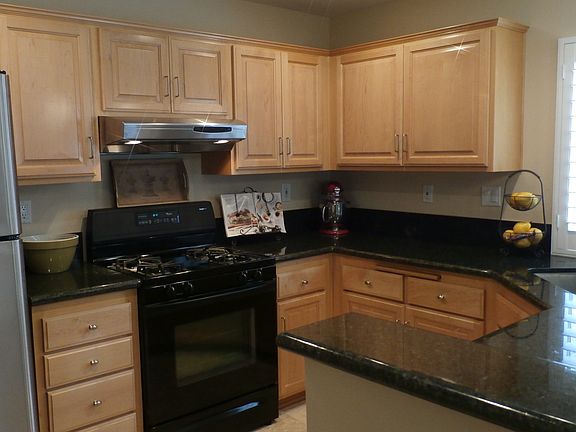 2nd image of 274 N Via Colinas