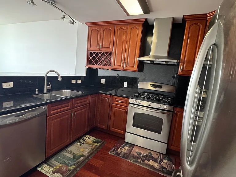 151 El Camino Real #329 — Photo 7
