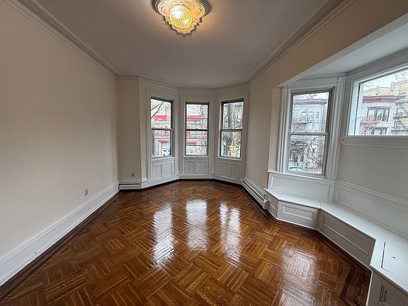 2nd image of 4619 Park Ave