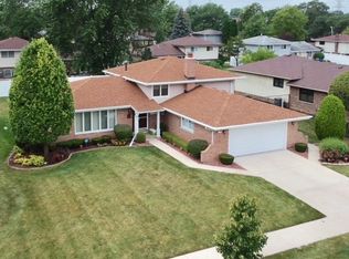14018 Clearview Dr, Orland Park, IL 60462